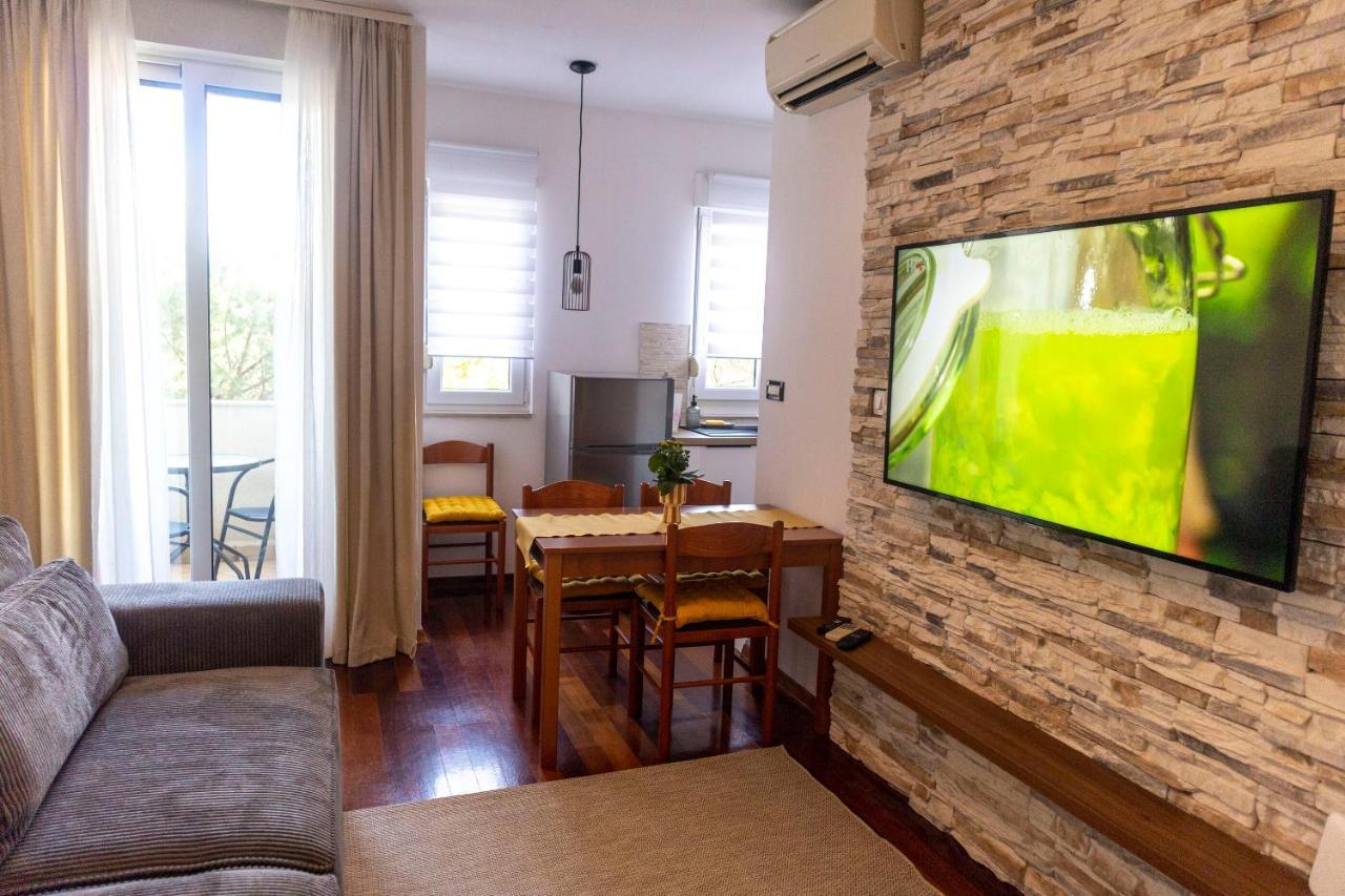 Apartment Blaue Adria Split Exterior photo
